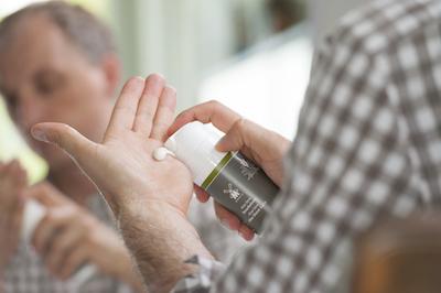 Бальзам после бритья для увлажения и защиты кожи Бальзам после бритья для увлажения и защиты кожи